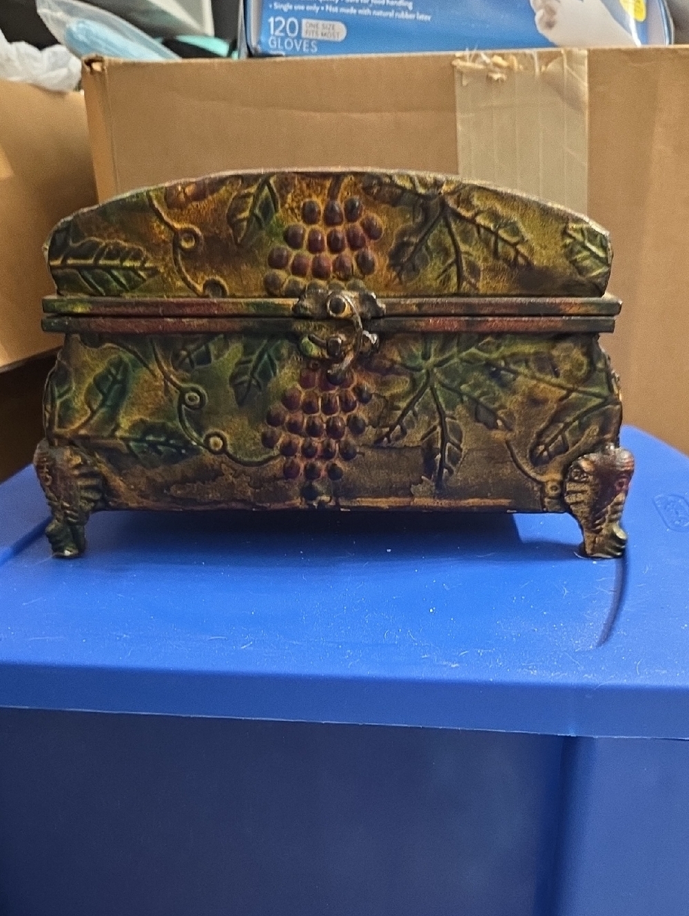 Decorative Grape Motif Jewelry Box - Multicolor